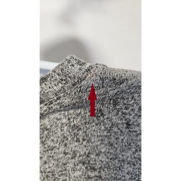 Old Navy Women’s Shirt XL | Black, White, Gray, Casual, Scuff on Collar - Picture 8 of 8